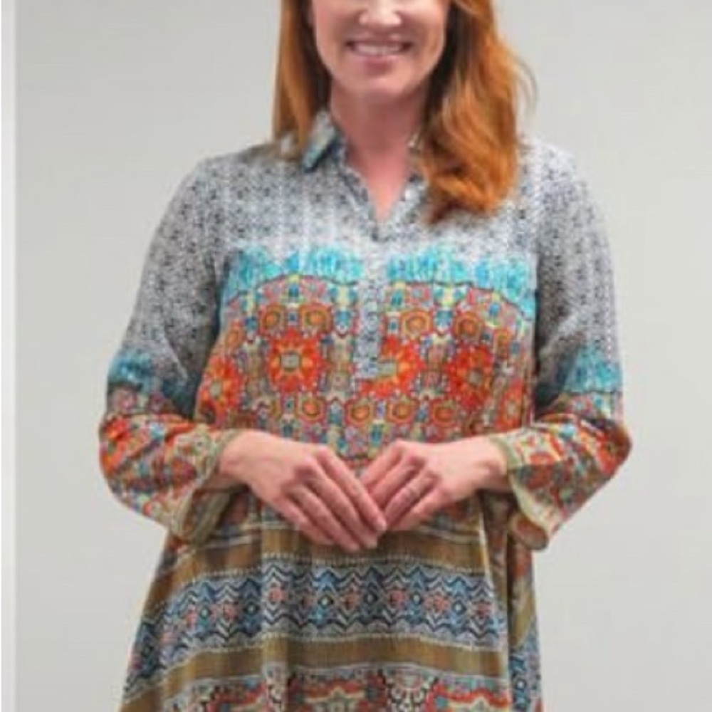 Love Kyla Kasia Tunic NWT